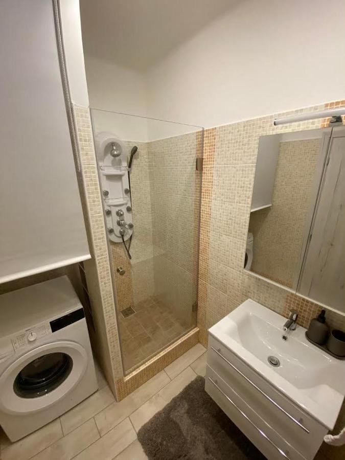 Chill Apartman 미슈콜츠 외부 사진